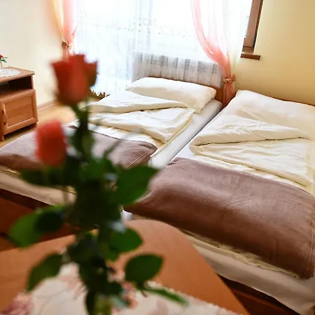 Kosowka W Bukowinie Tatrzanskiej Rum i privatbostad